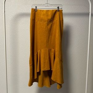 Maeve by Anthro faux suede hi-low skirt
Women's US 8